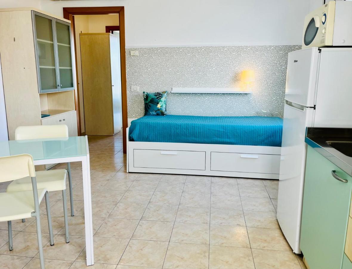 Residence Frontemare Rimini Dış mekan fotoğraf