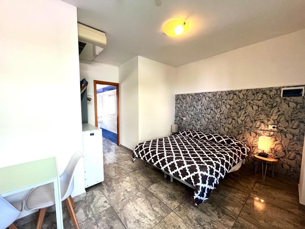 Residence Frontemare Rimini Dış mekan fotoğraf