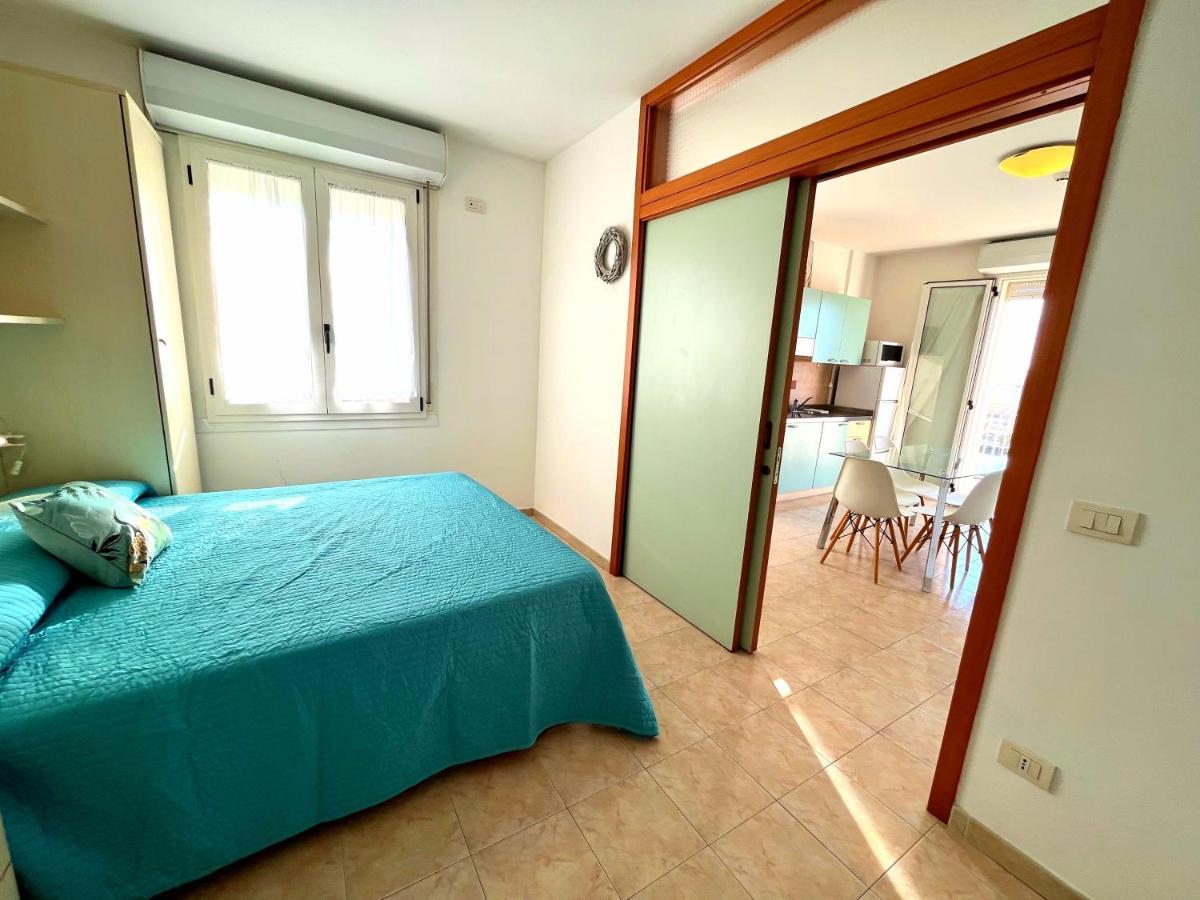 Residence Frontemare Rimini Dış mekan fotoğraf