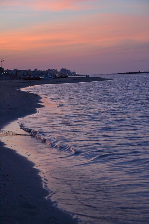 Residence Frontemare Rimini Dış mekan fotoğraf